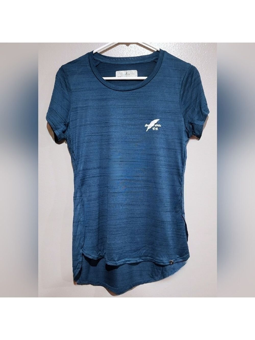 Levelwear Verve Lux Heather Blue Tee with Indian Wells Feather Logo New With Tag
